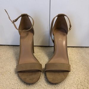 Nude block heel